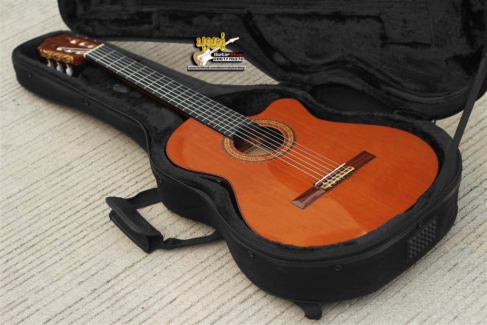 Almansa 435 Cutaway Fishman Flex M Blend Made In Spain + SKB Case : บุญตู่  Guitarshop